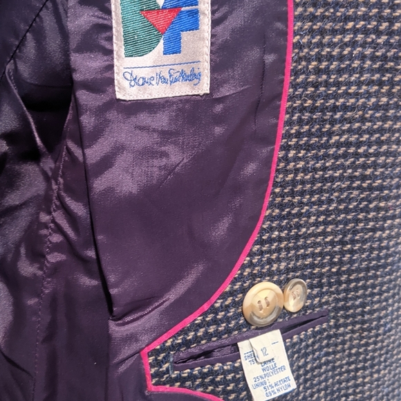 Vintage Diane Von Furstenberg Wool Blend 2 Button Blazer - Picture 6 of 7